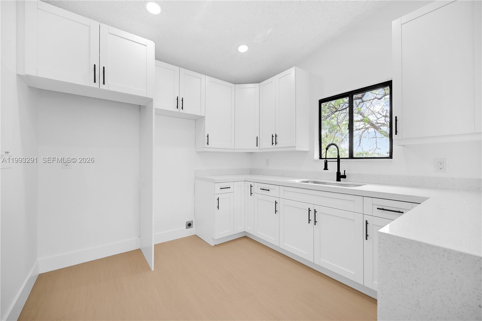 BISCAYNE VILLA HOMES SEC - Residential