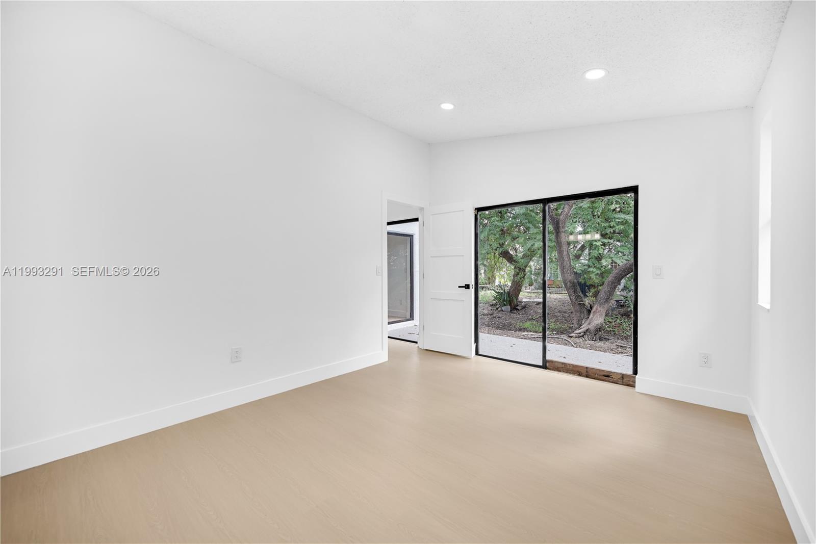 BISCAYNE VILLA HOMES SEC - Residential