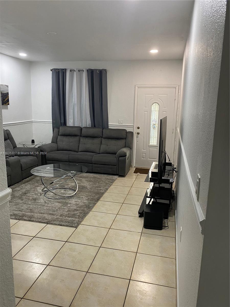 MAYSLAND - Residential