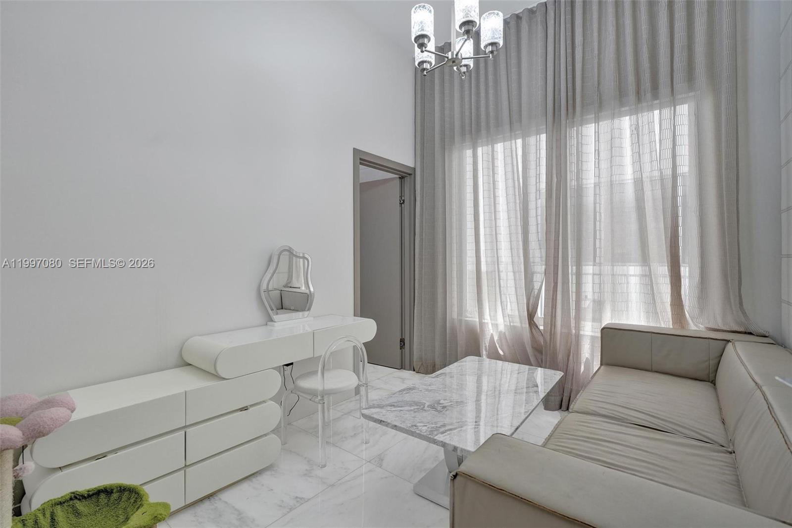 BEACHWALK - Residential Lease