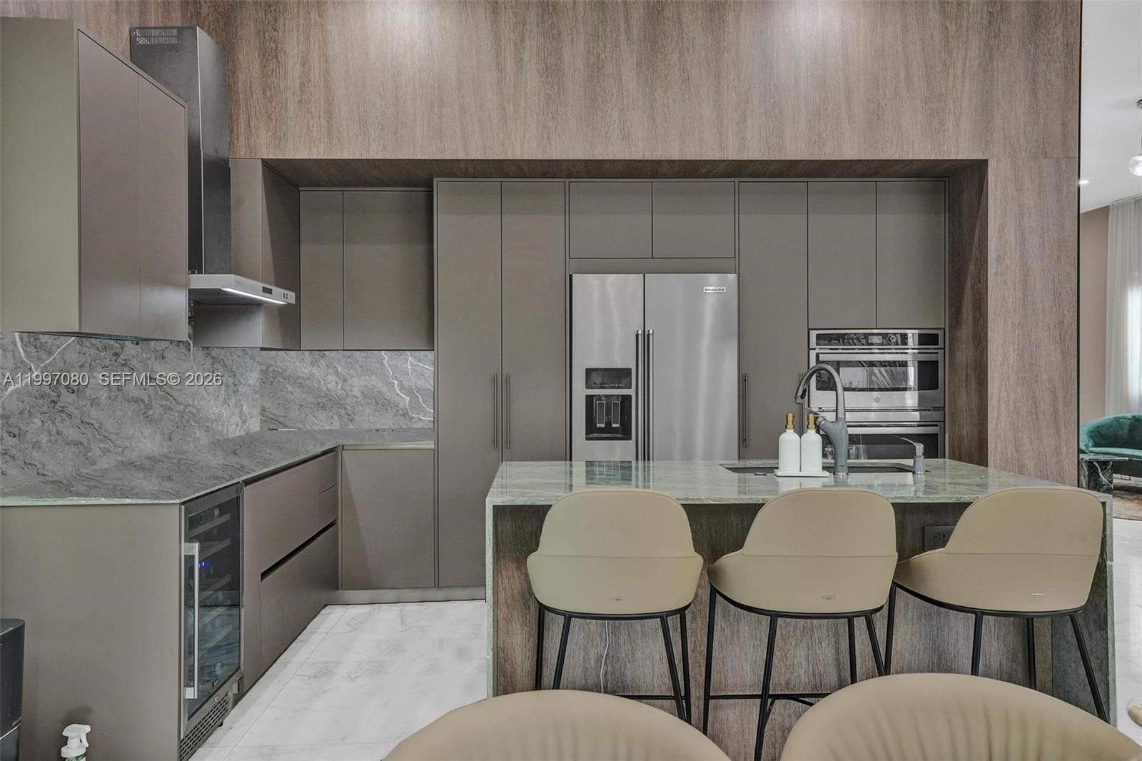 BEACHWALK - Residential Lease