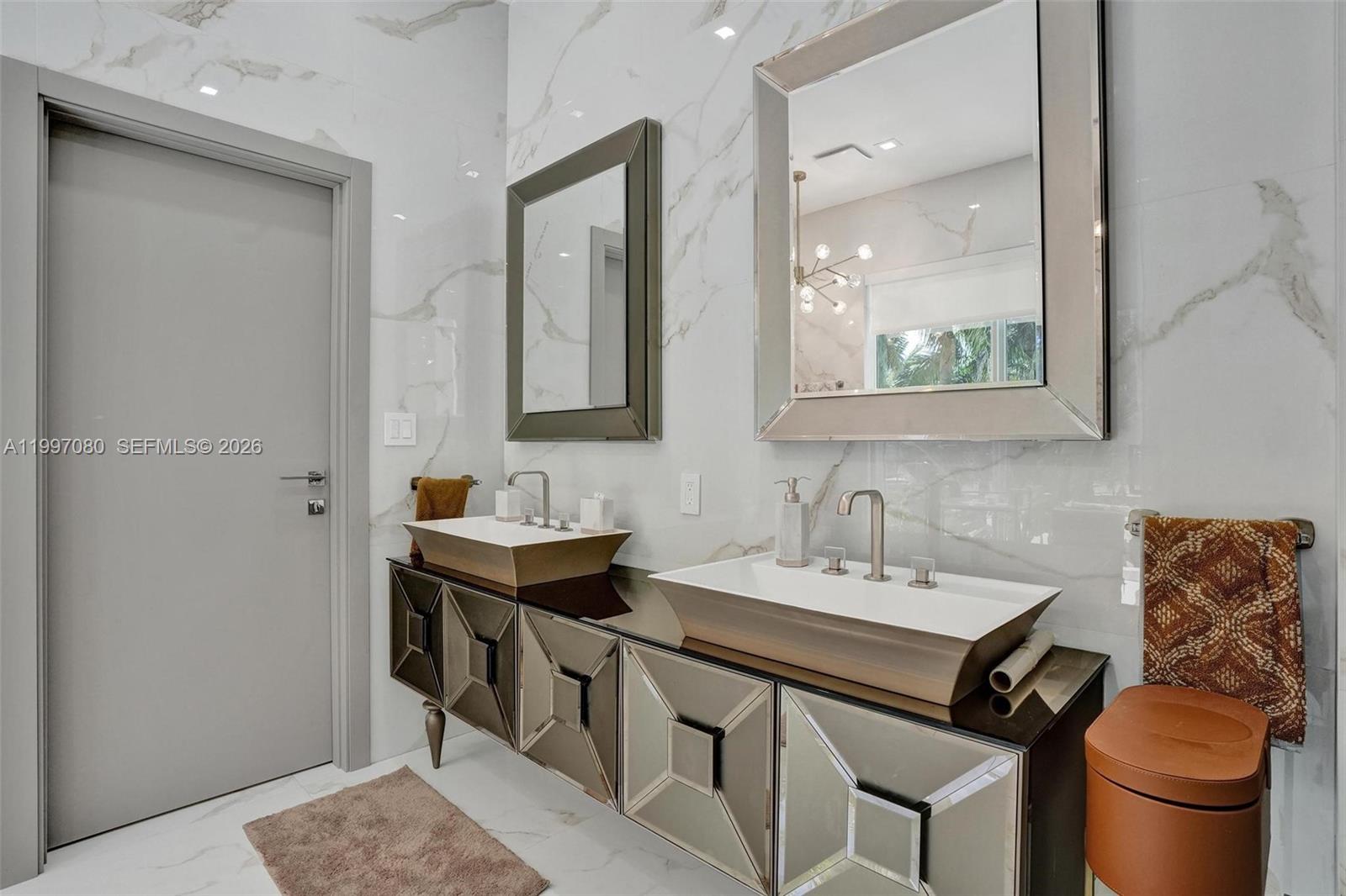 BEACHWALK - Residential Lease