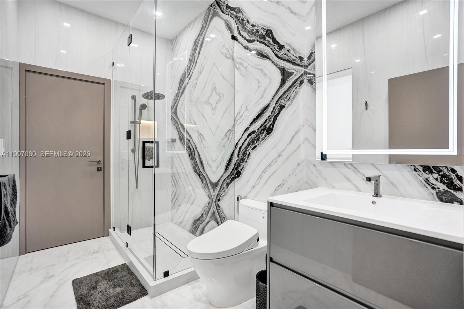 BEACHWALK - Residential Lease