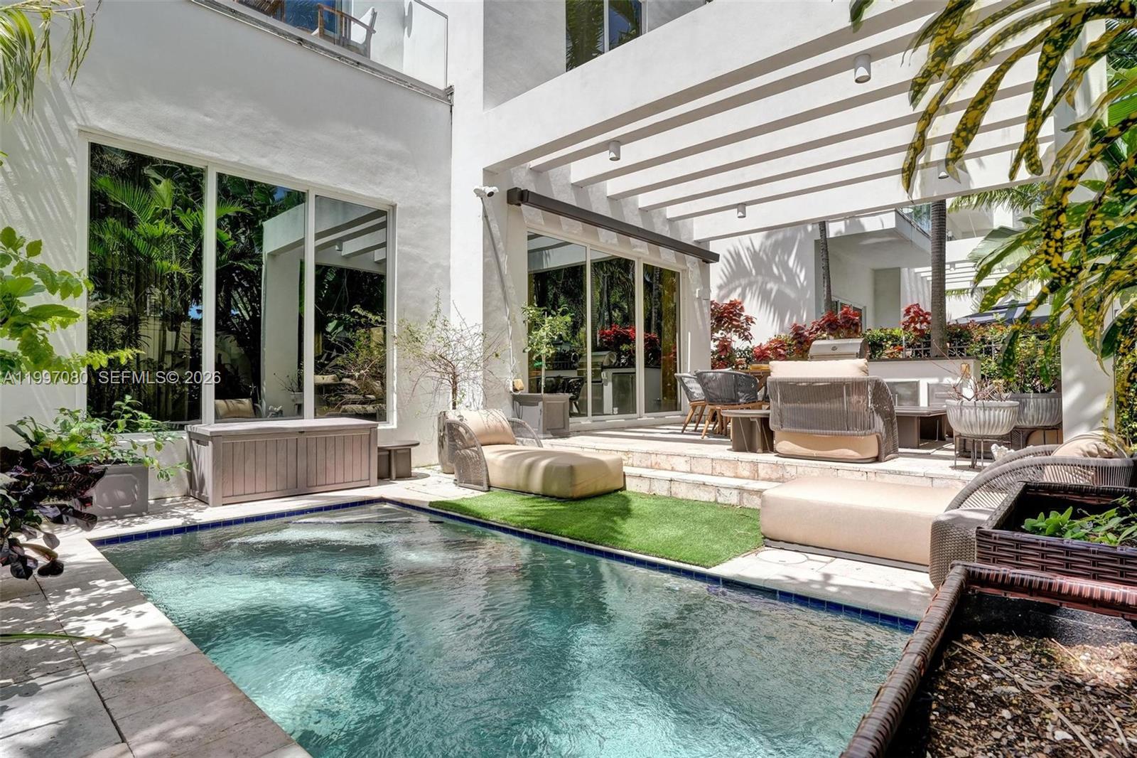 BEACHWALK - Residential Lease