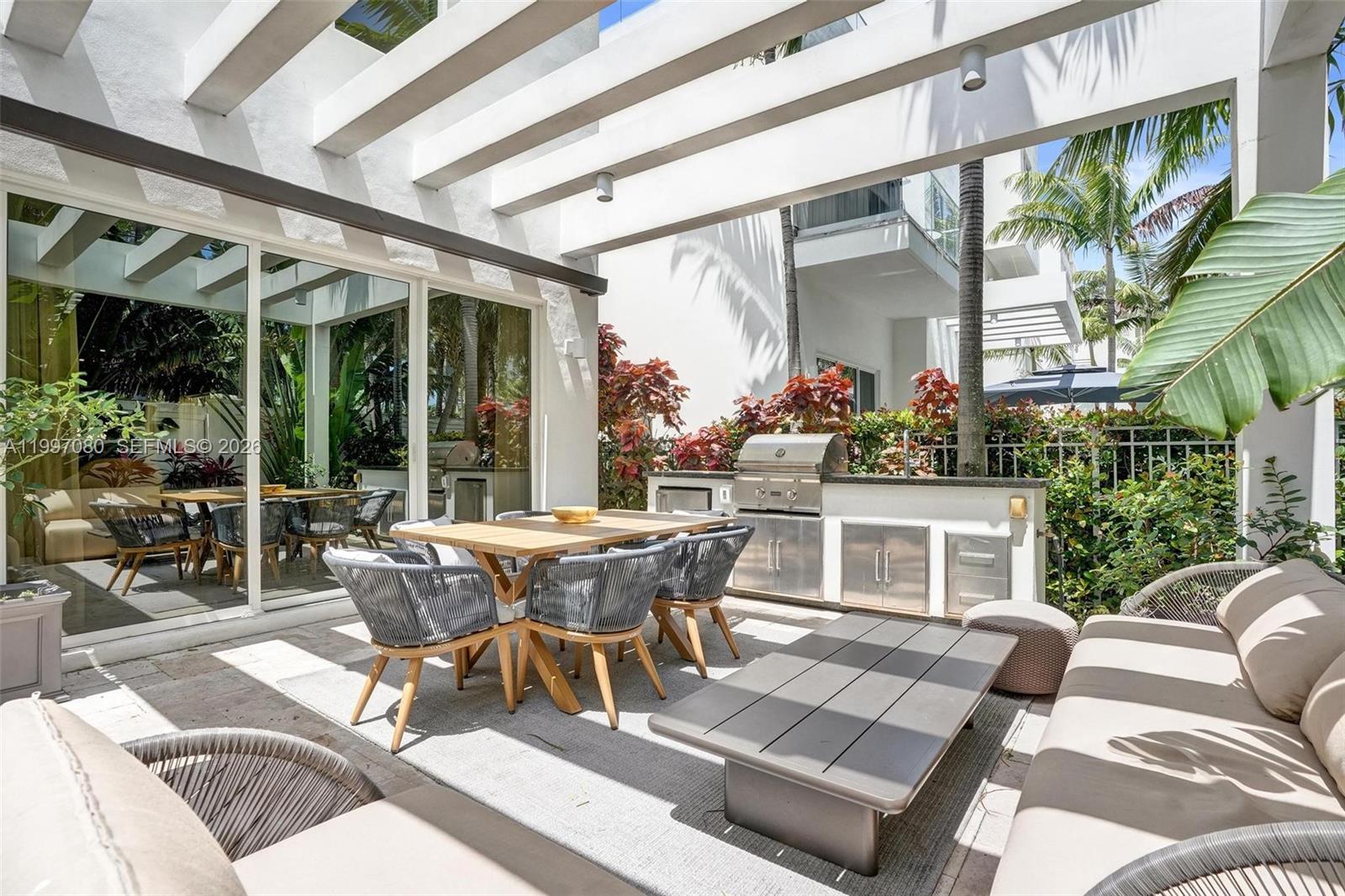 BEACHWALK - Residential Lease