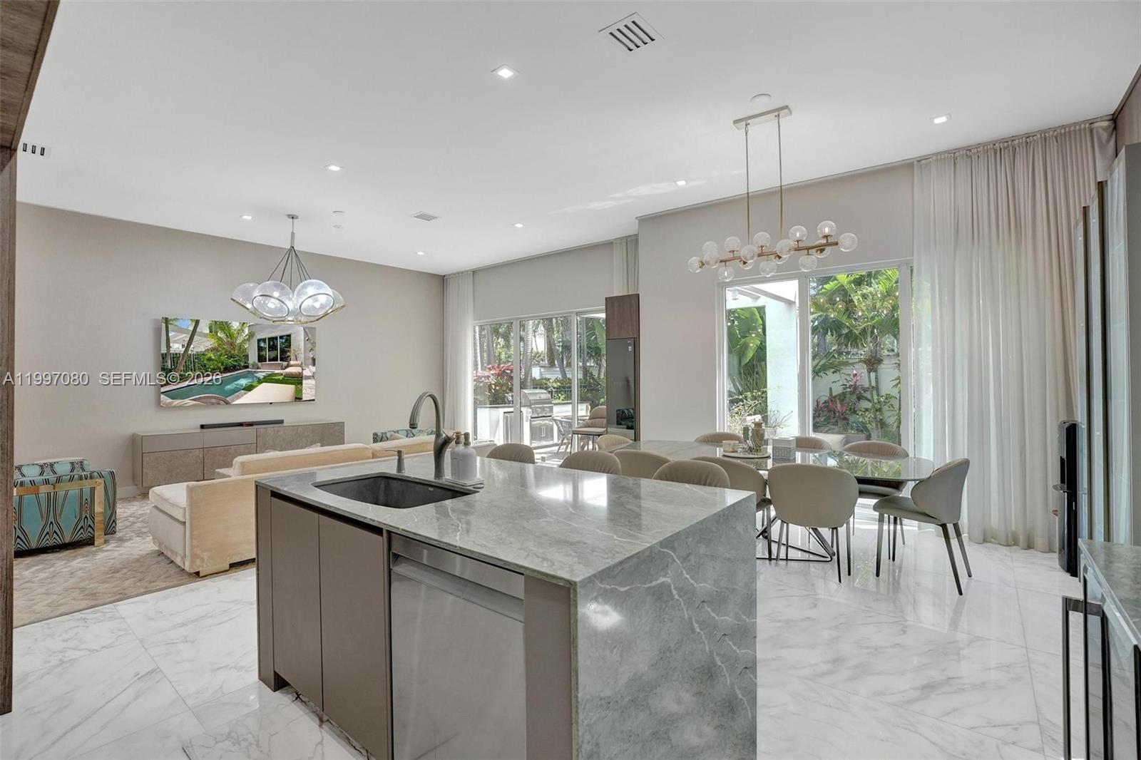 BEACHWALK - Residential Lease