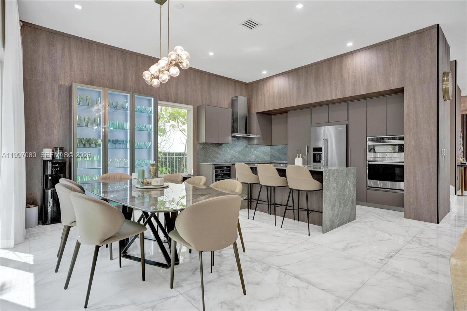 BEACHWALK - Residential Lease