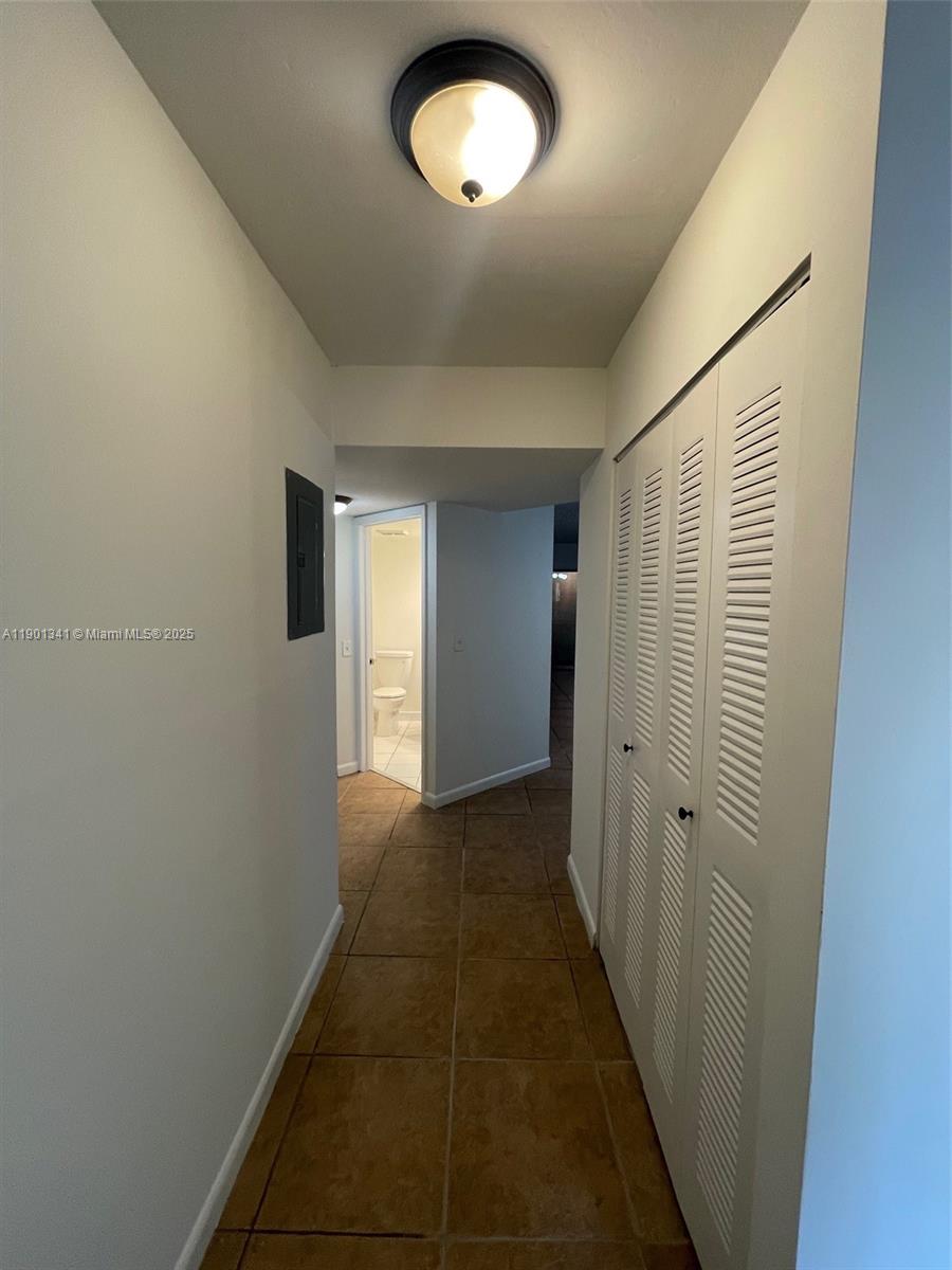 COURTYARD CONDOMINIUMS - Residential Lease