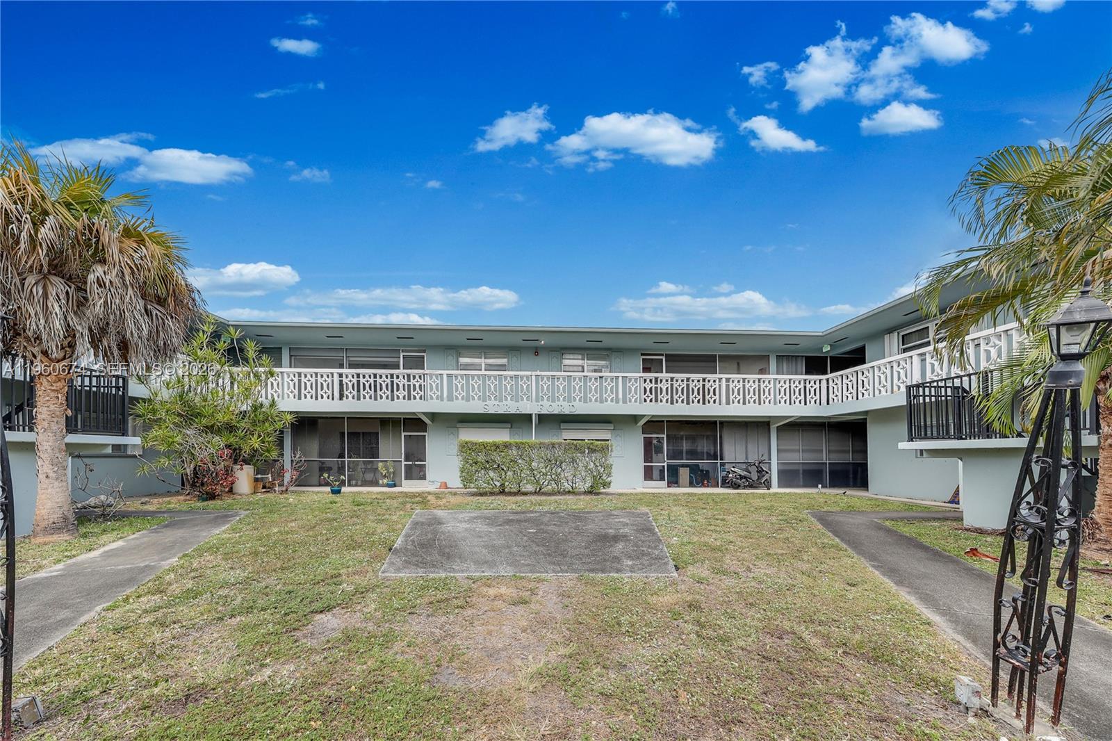 STRATFORD APARTMENTS COND - Residential