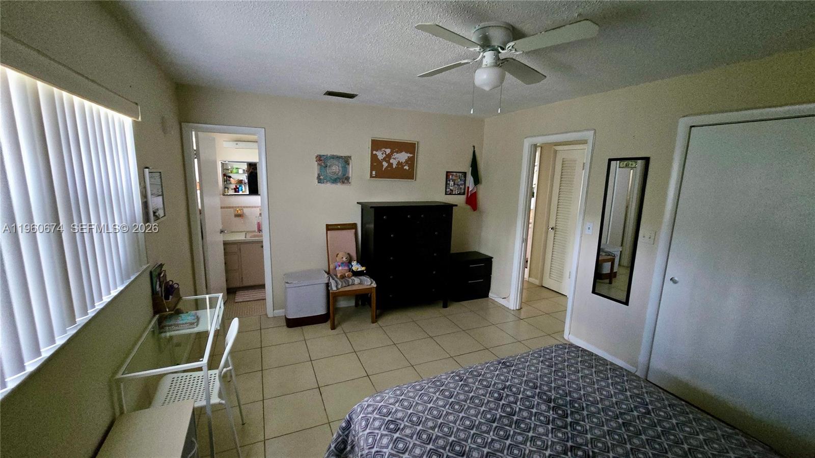 STRATFORD APARTMENTS COND - Residential