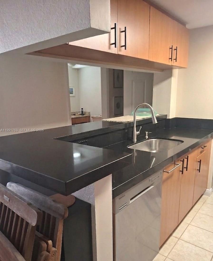 SEYBOLD POINTE CONDO - Residential