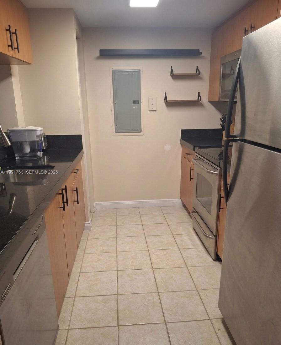 SEYBOLD POINTE CONDO - Residential