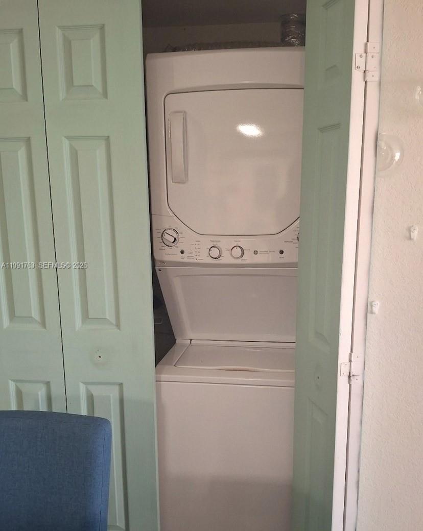 SEYBOLD POINTE CONDO - Residential