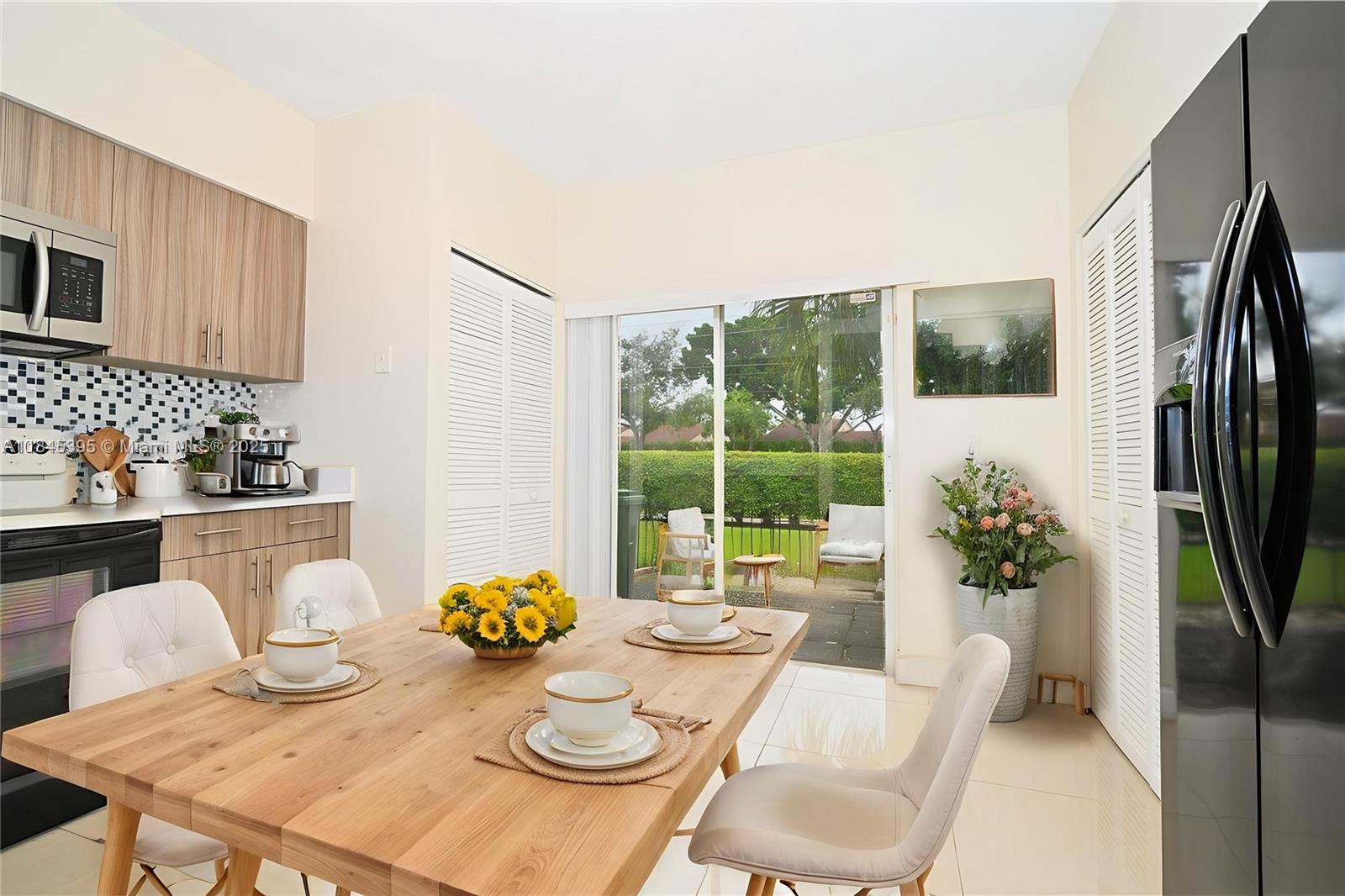 69 Simonton Cir 1