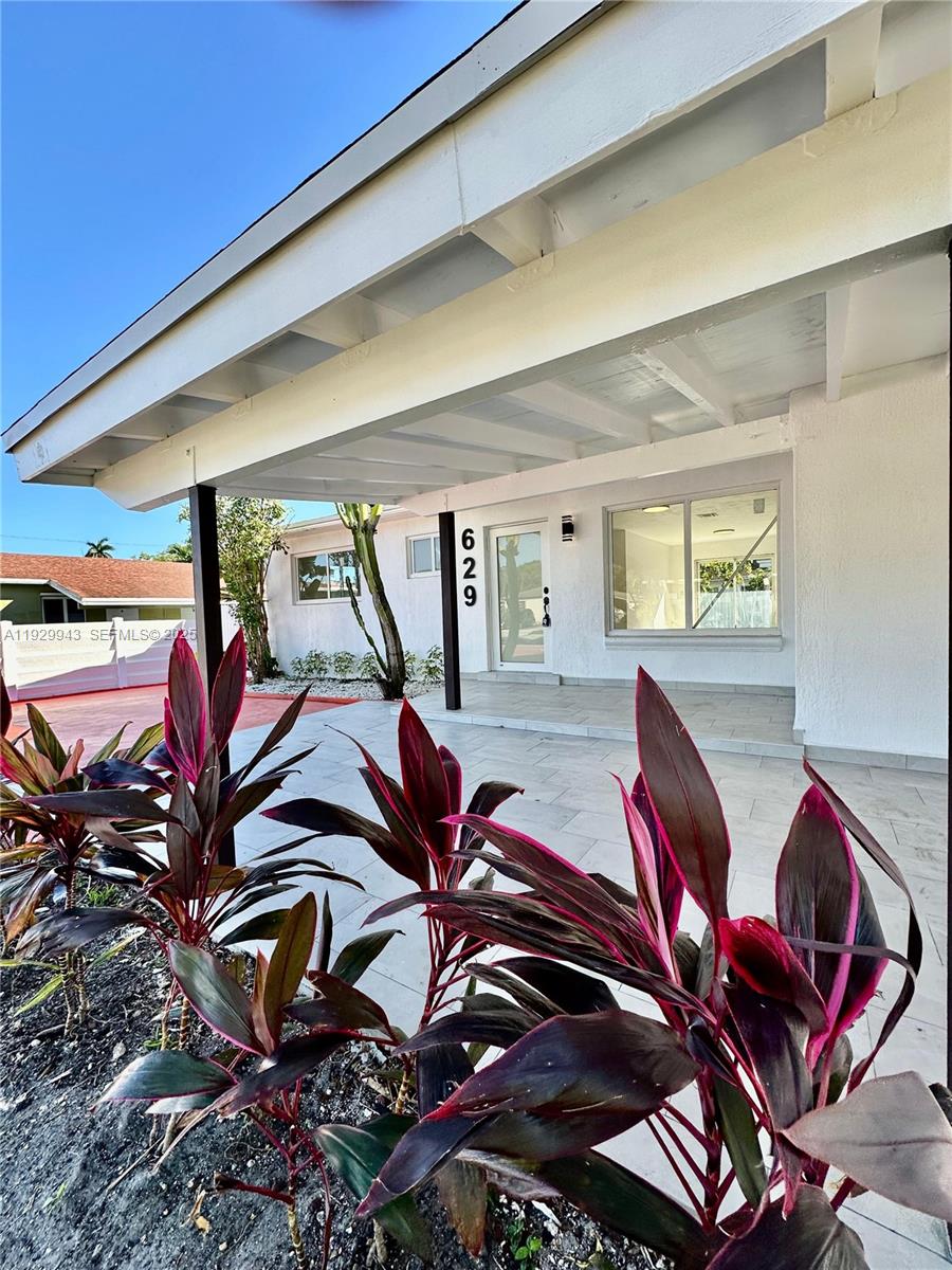 ACRES LAKE ESTATES - Residential Lease