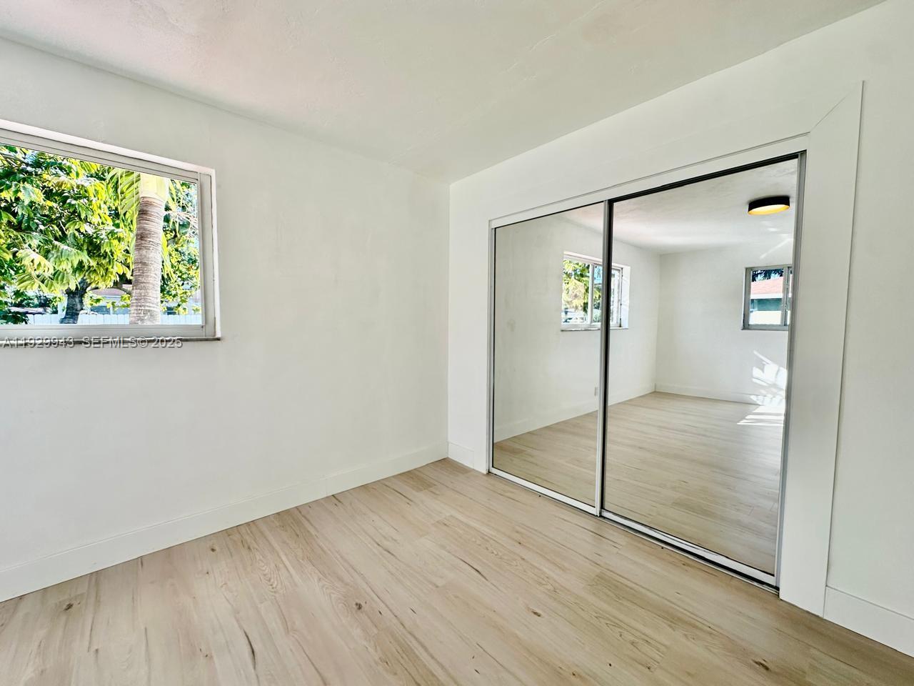 ACRES LAKE ESTATES - Residential Lease