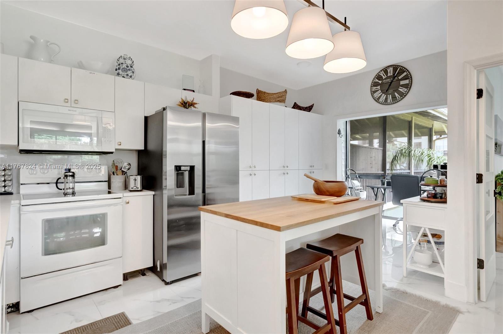 SOUTHWINDS AT BOCA POINTE - Residential