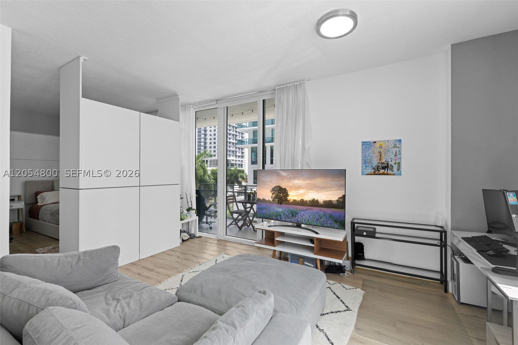 350 NE 24th St 401