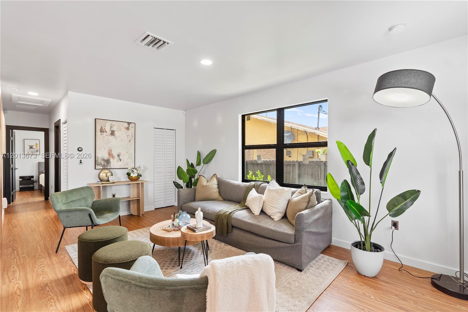 RAINBOW PARK - Residential
