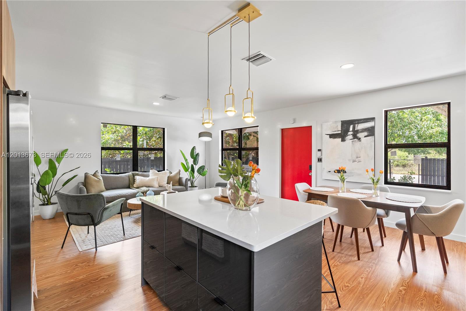 RAINBOW PARK - Residential