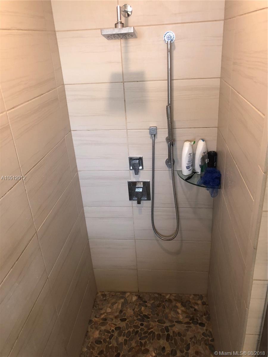 SUMMIT AT PARK CENTRAL - Residential