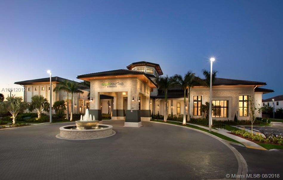 SUMMIT AT PARK CENTRAL - Residential