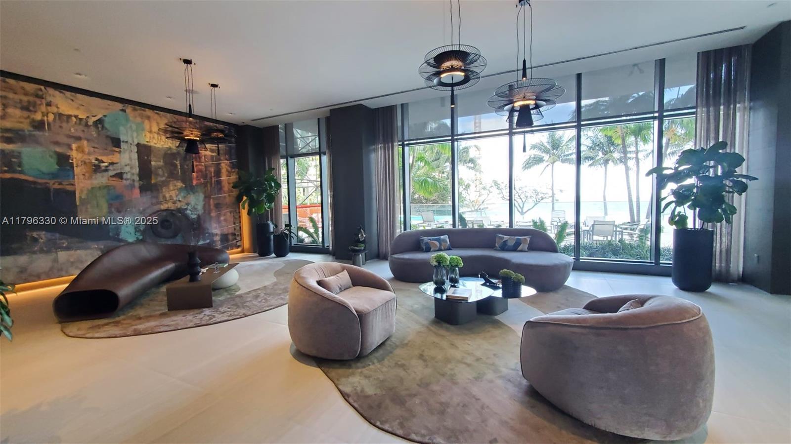ICON BAY CONDO - Residential Lease