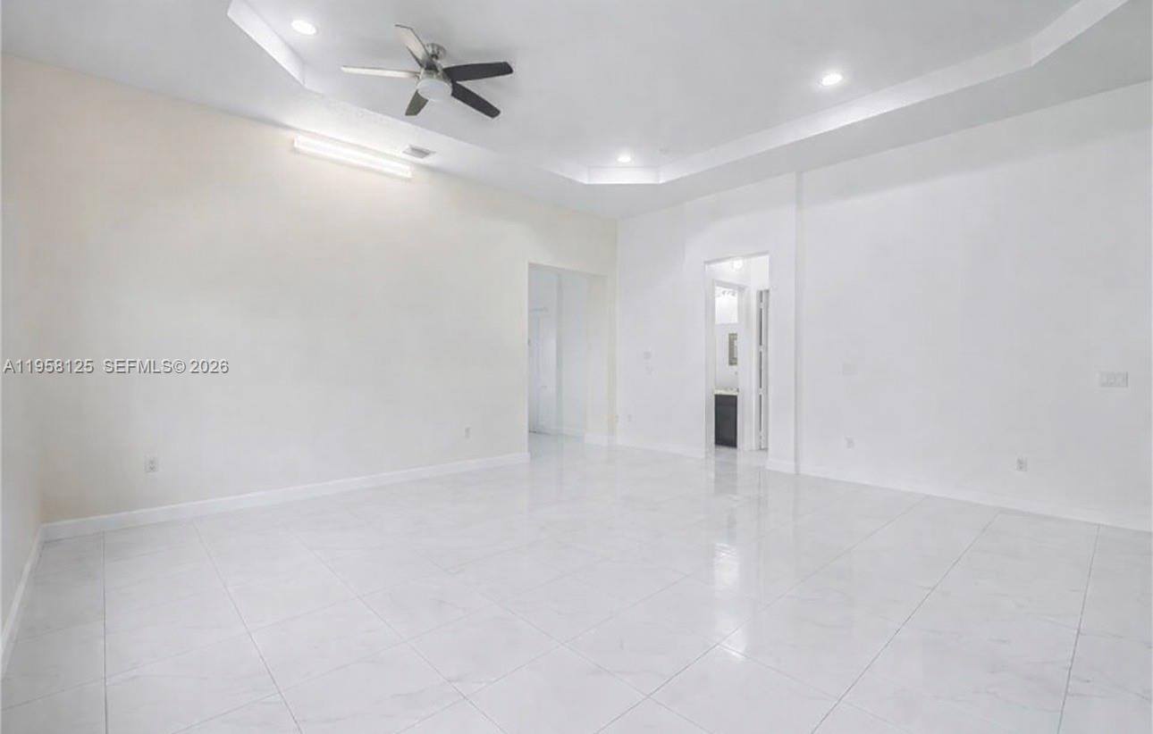 MAPLE RIDGE - Residential