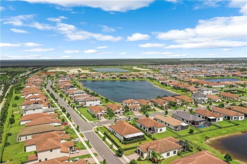 MAPLE RIDGE - Residential