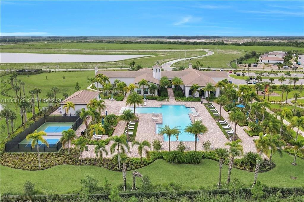 MAPLE RIDGE - Residential