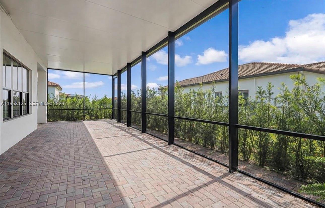 MAPLE RIDGE - Residential