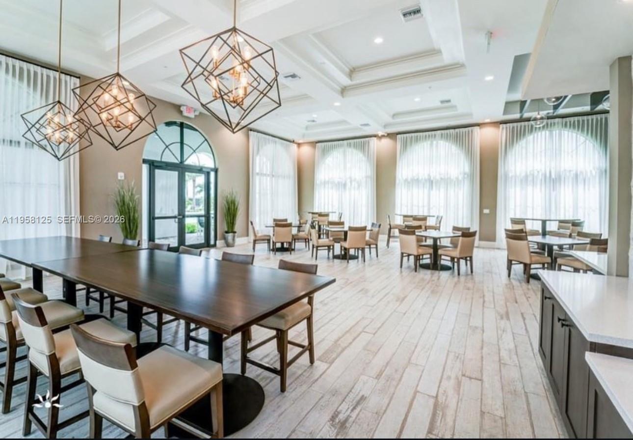 MAPLE RIDGE - Residential