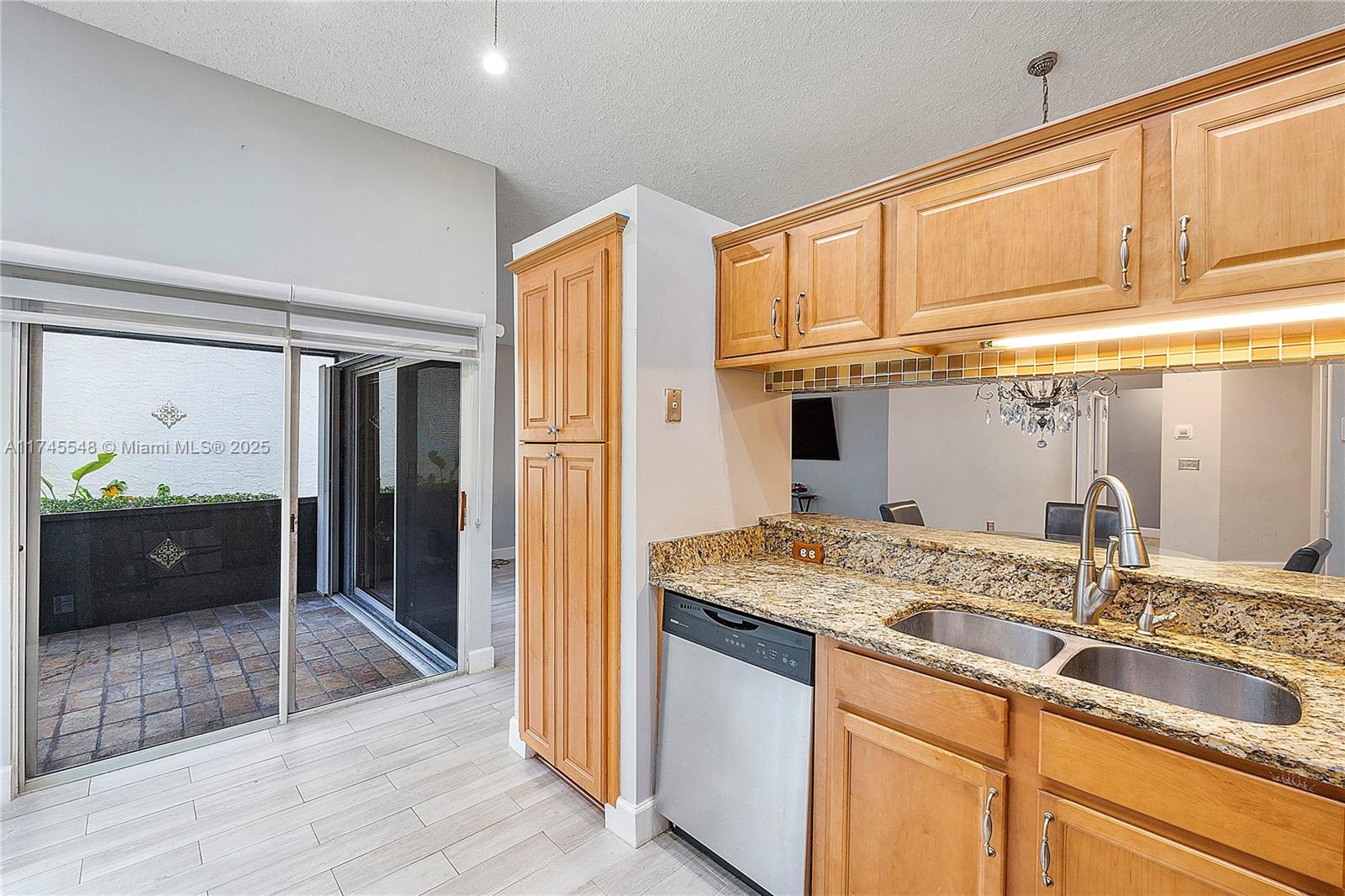 JACARANDA PARCEL 608 - Residential