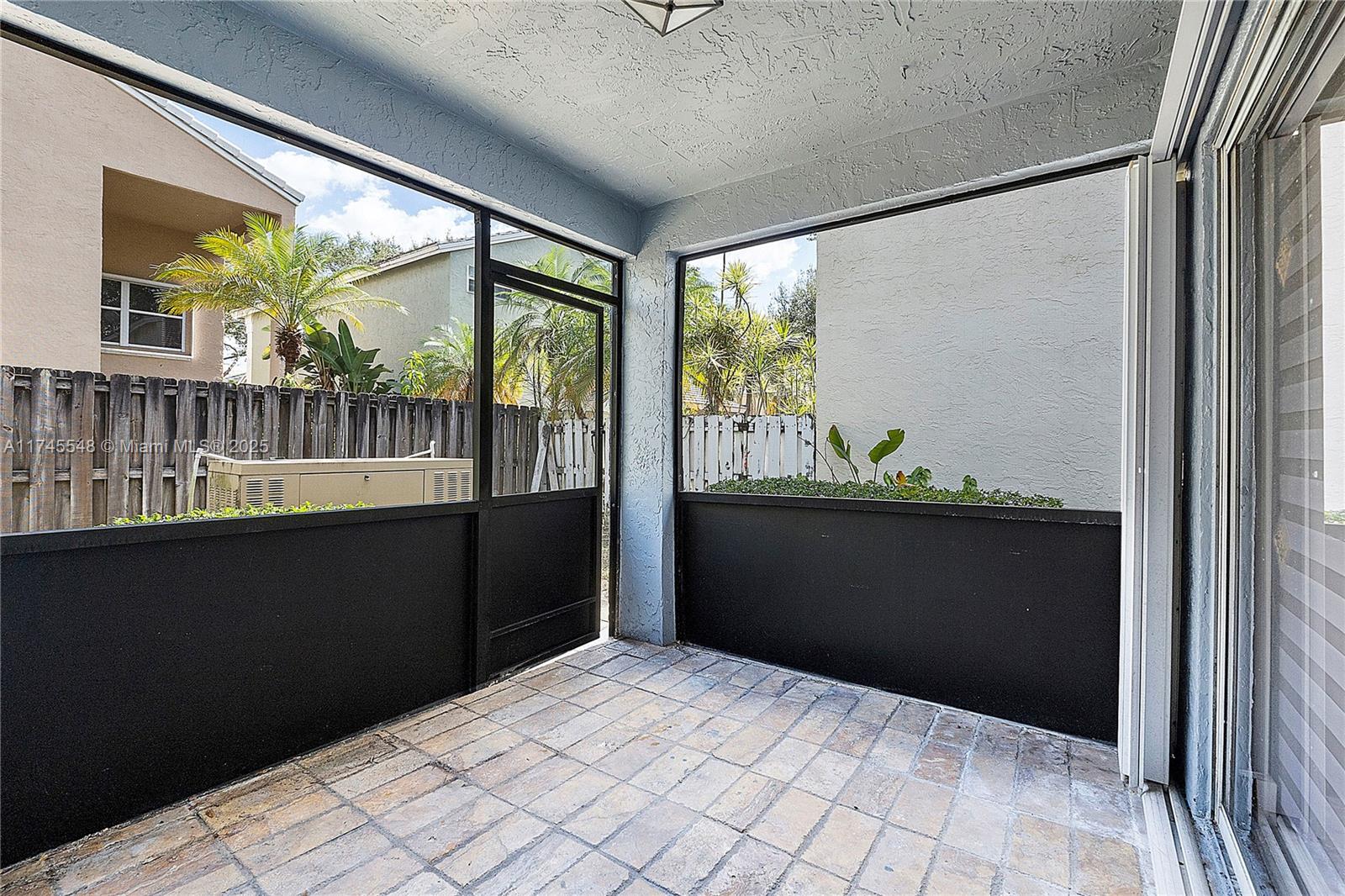 JACARANDA PARCEL 608 - Residential