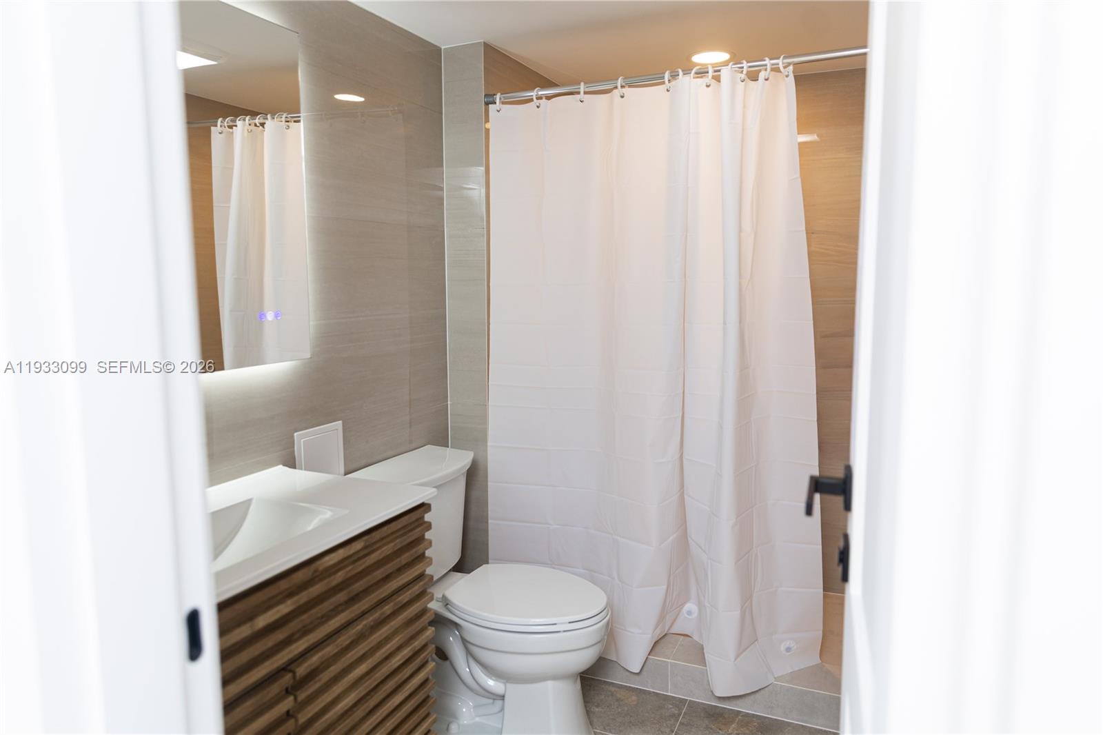 AVENTURA ELDORADO CONDO - Residential