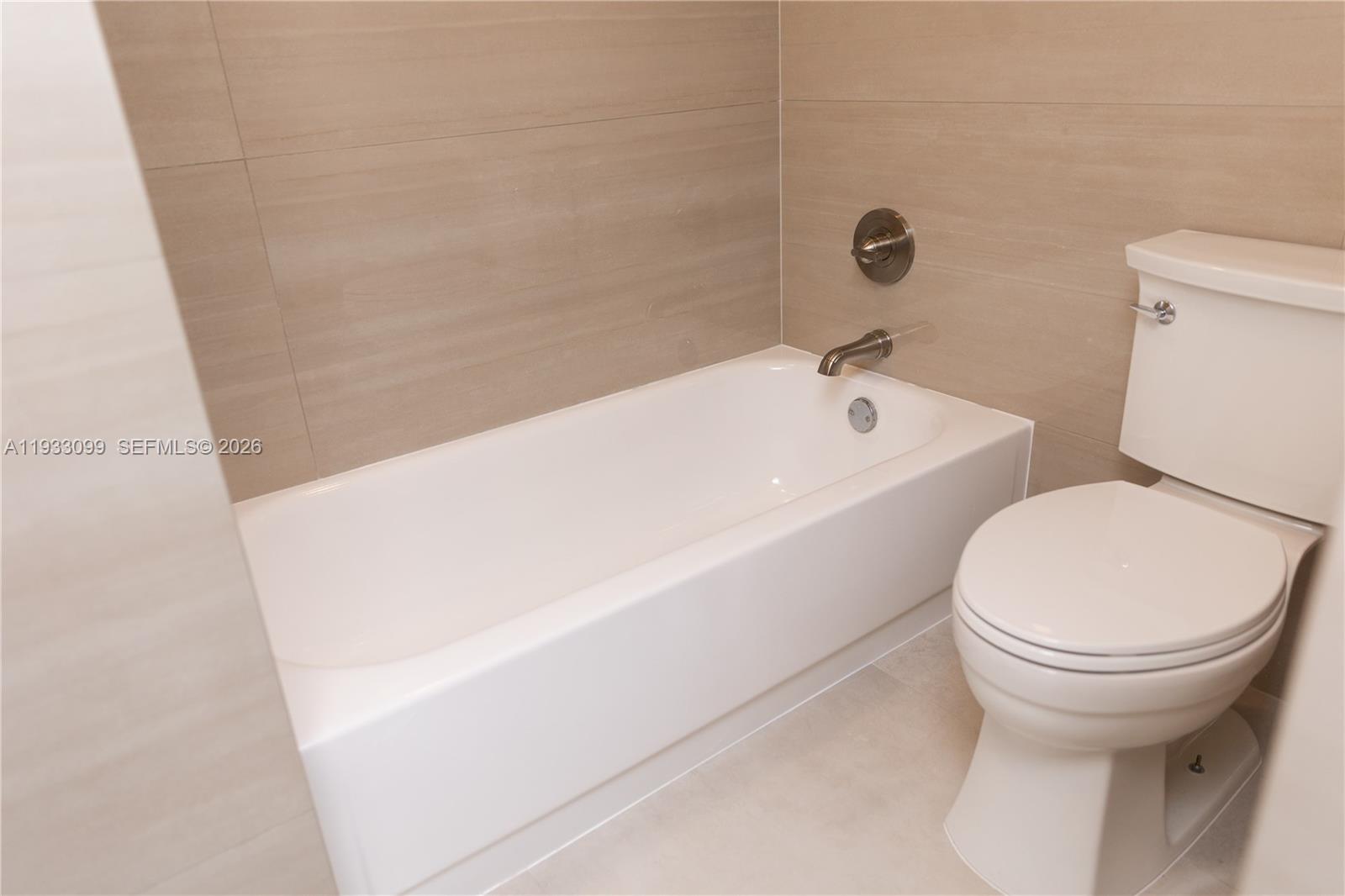 AVENTURA ELDORADO CONDO - Residential