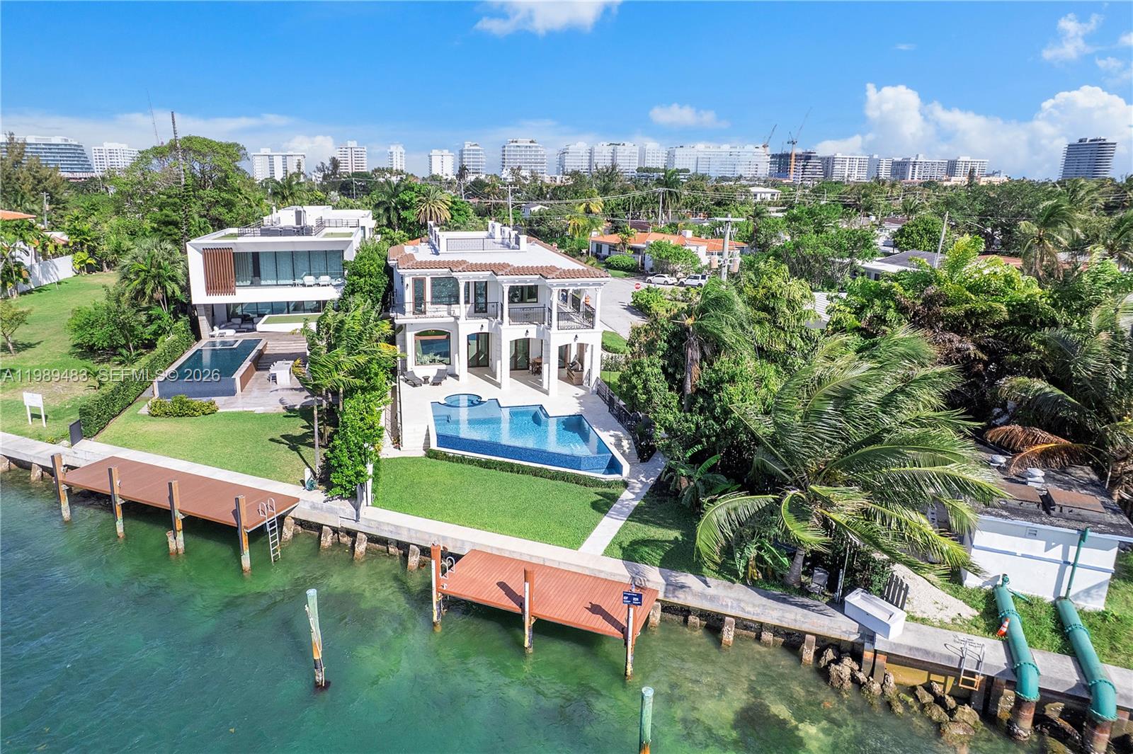 ALTOS DEL MAR NO 5 - Residential