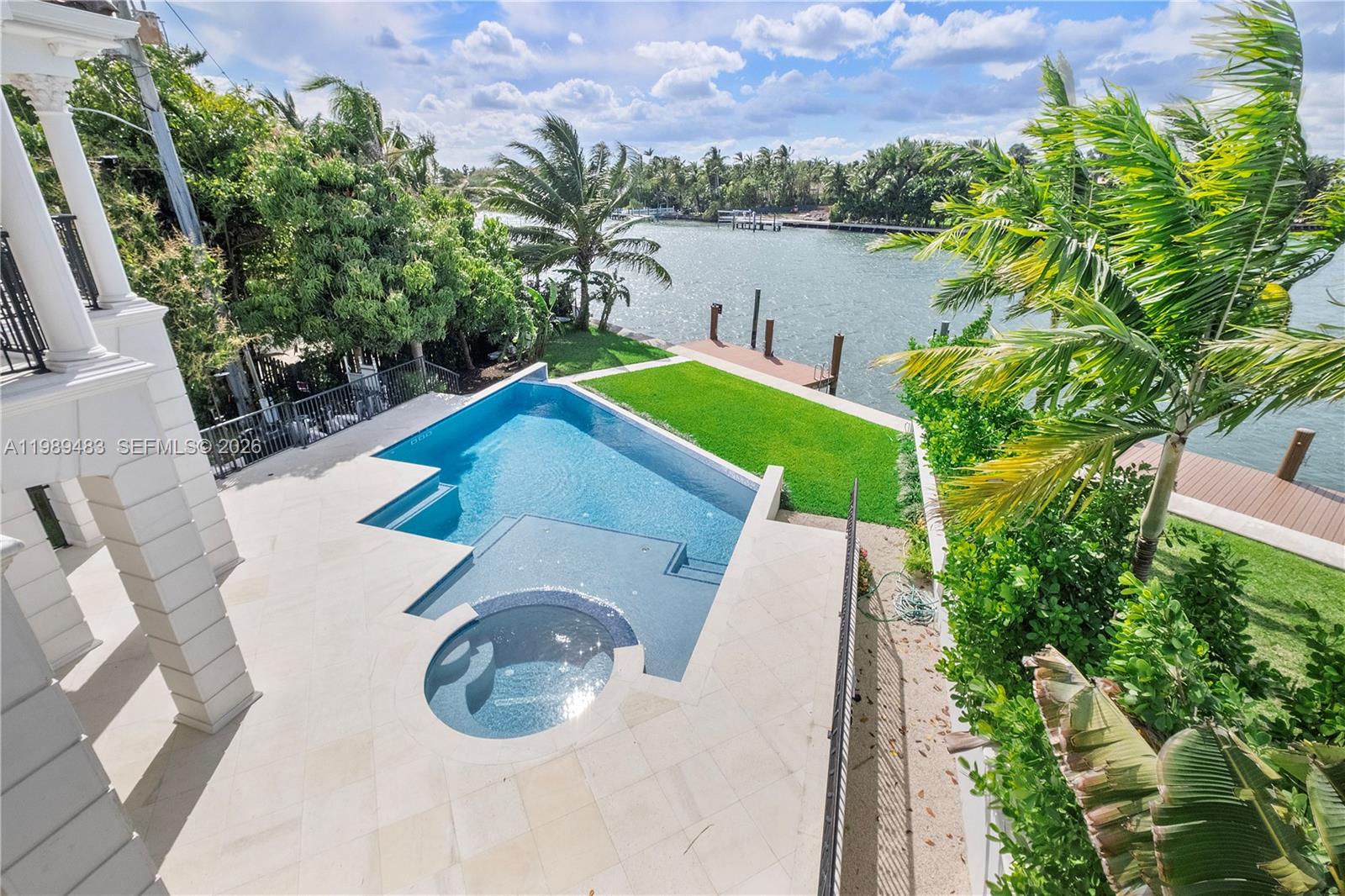 ALTOS DEL MAR NO 5 - Residential