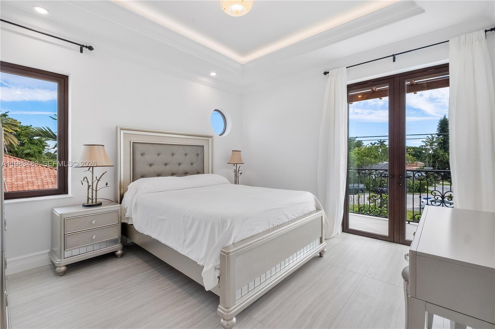 ALTOS DEL MAR NO 5 - Residential