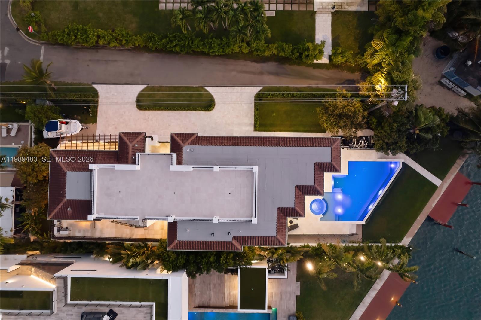 919 92nd St, Surfside, FL, 33154/$16,150,000 3 919 92nd St