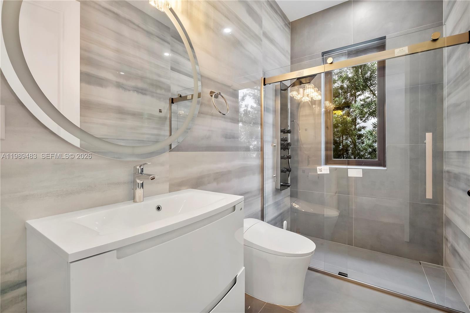 ALTOS DEL MAR NO 5 - Residential