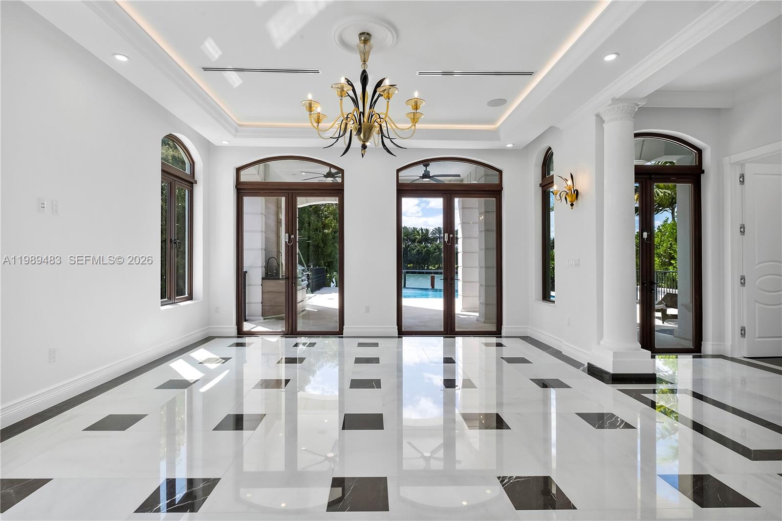 ALTOS DEL MAR NO 5 - Residential