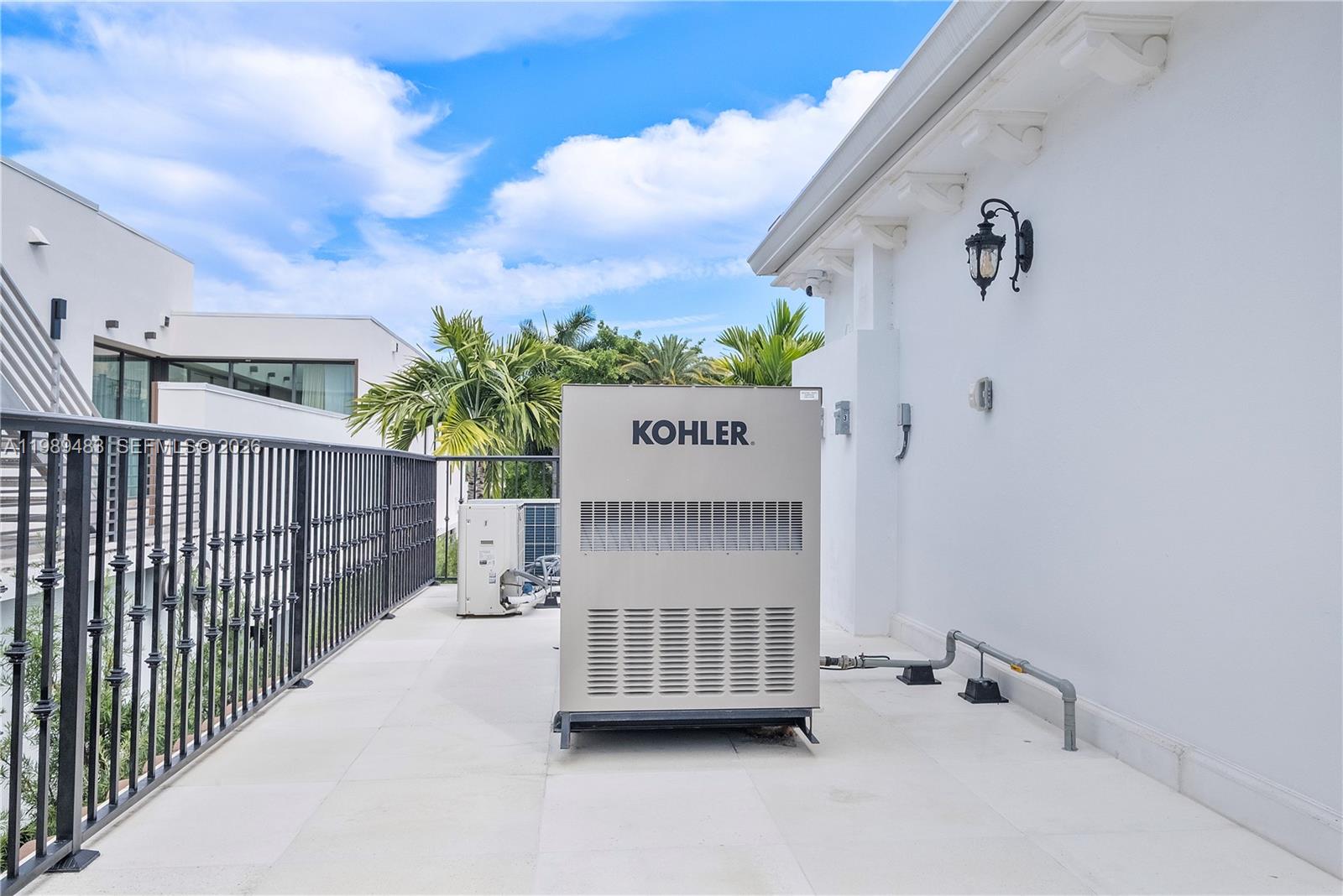 ALTOS DEL MAR NO 5 - Residential