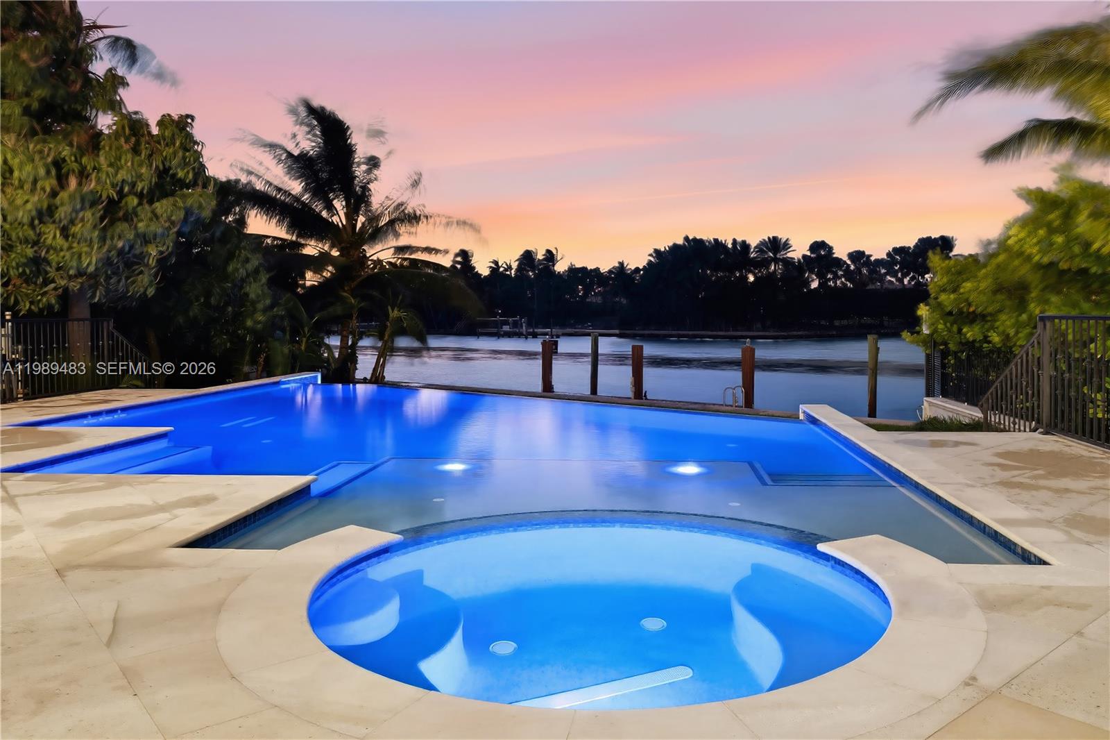 ALTOS DEL MAR NO 5 - Residential