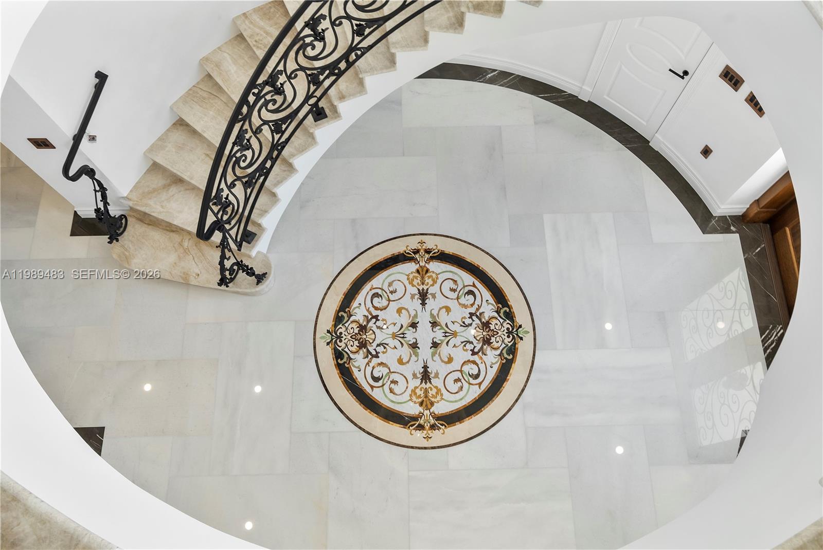 ALTOS DEL MAR NO 5 - Residential