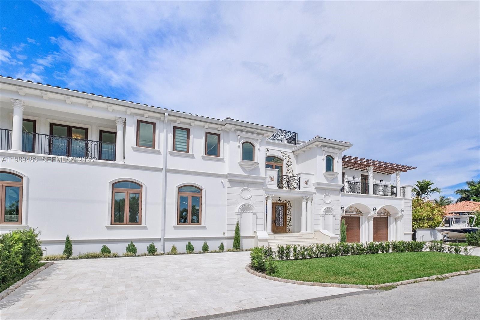 ALTOS DEL MAR NO 5 - Residential