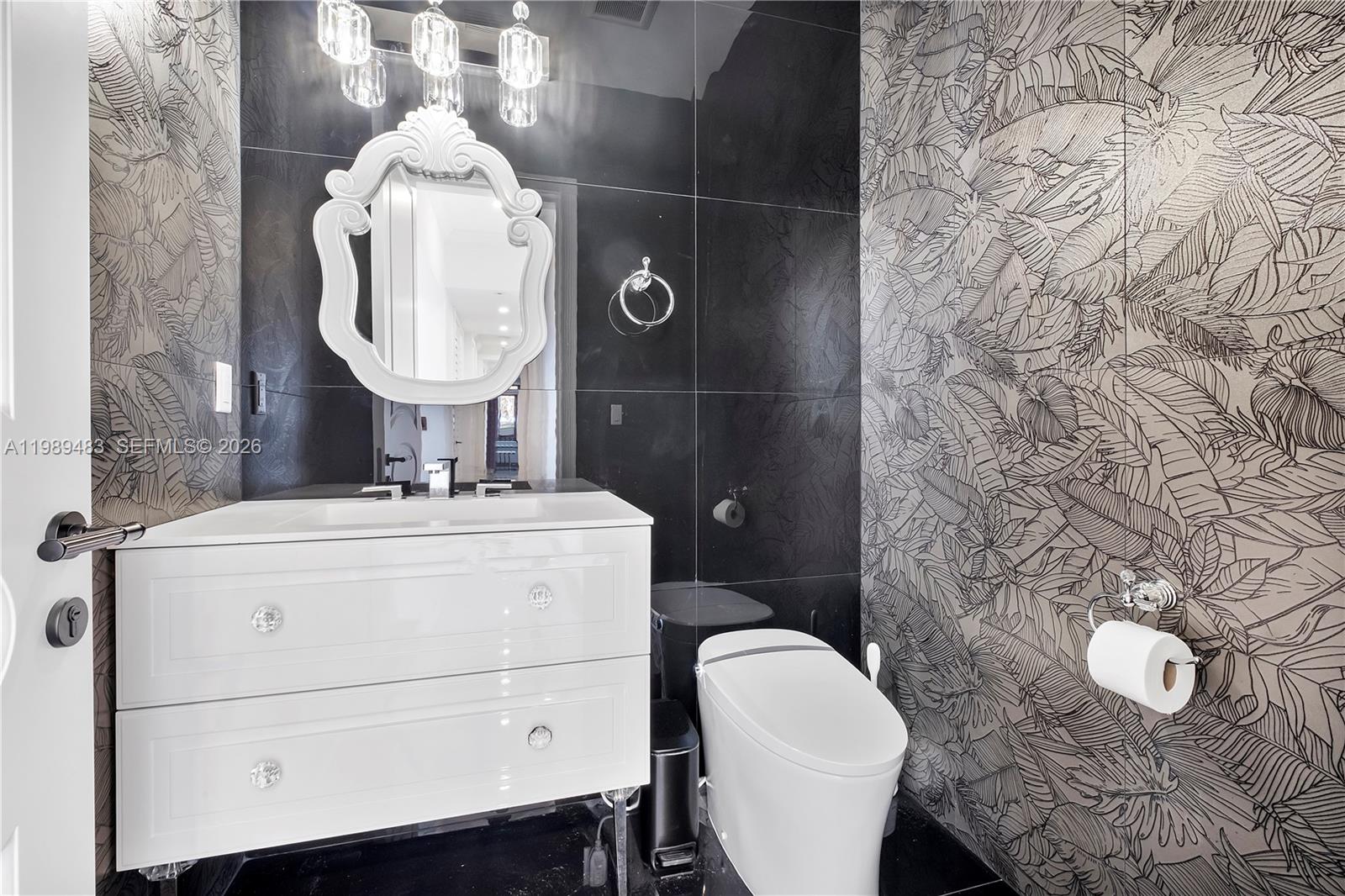 ALTOS DEL MAR NO 5 - Residential