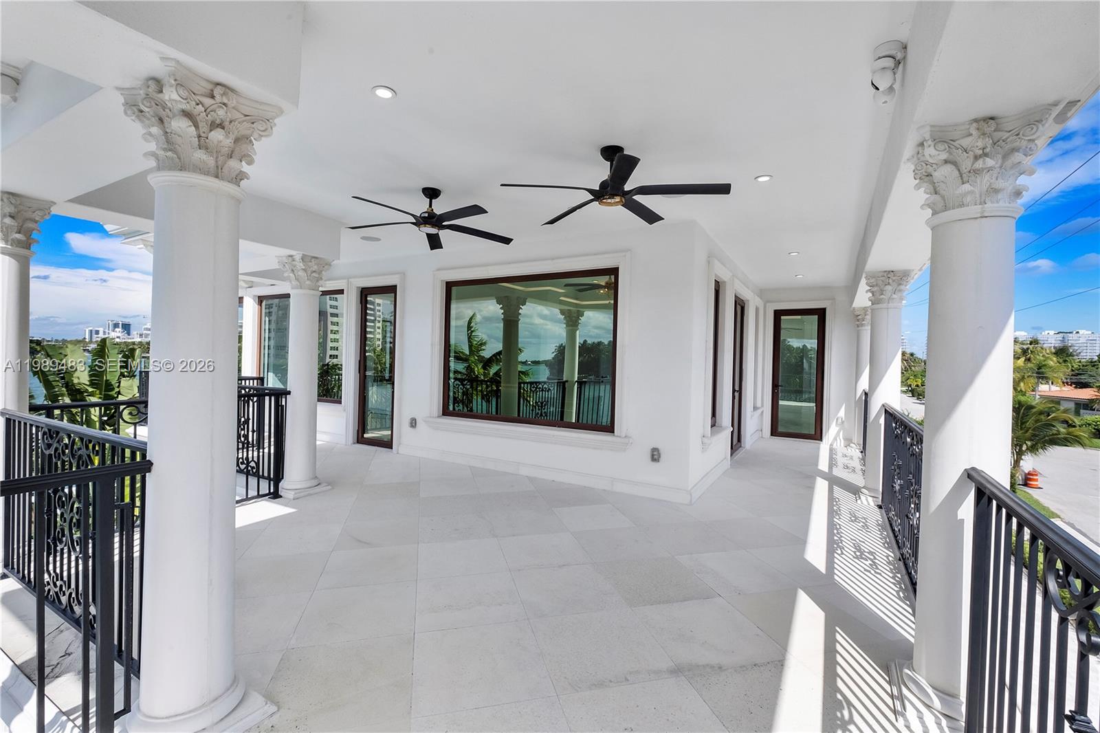 ALTOS DEL MAR NO 5 - Residential