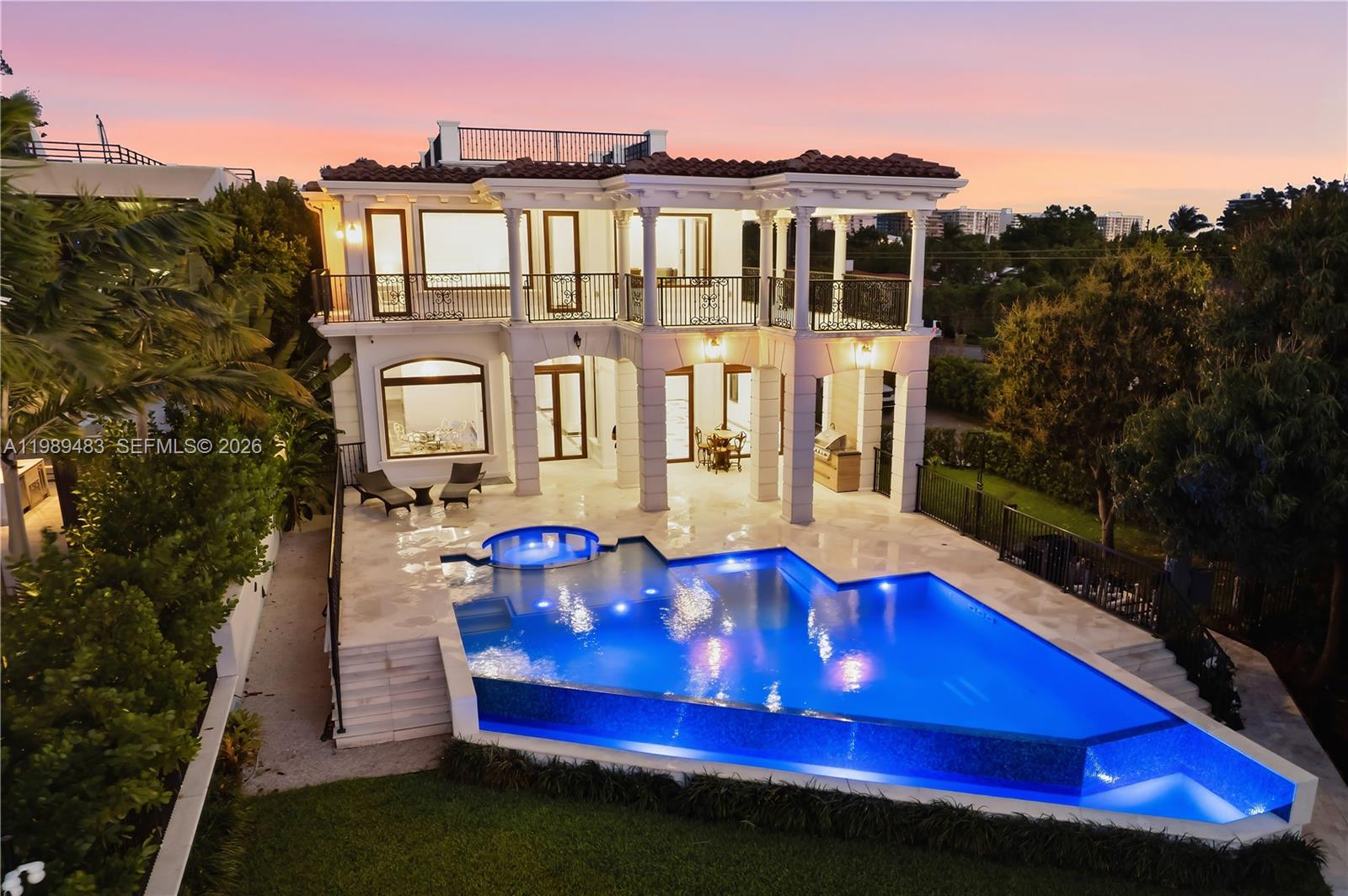 ALTOS DEL MAR NO 5 - Residential