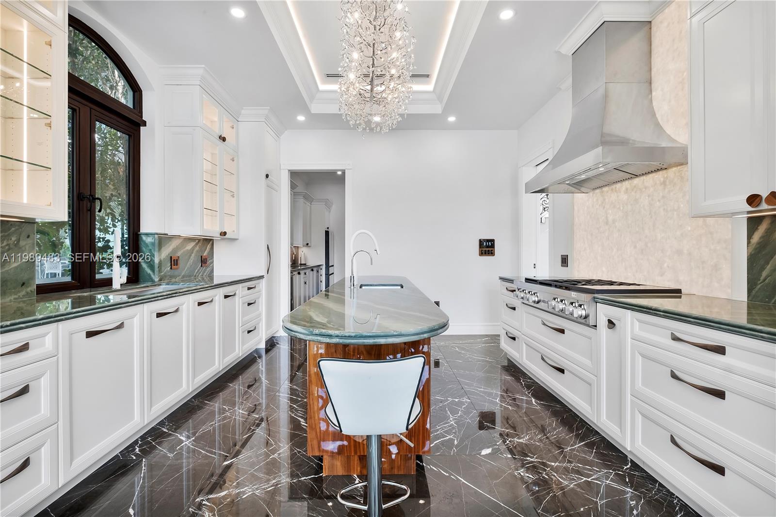 ALTOS DEL MAR NO 5 - Residential